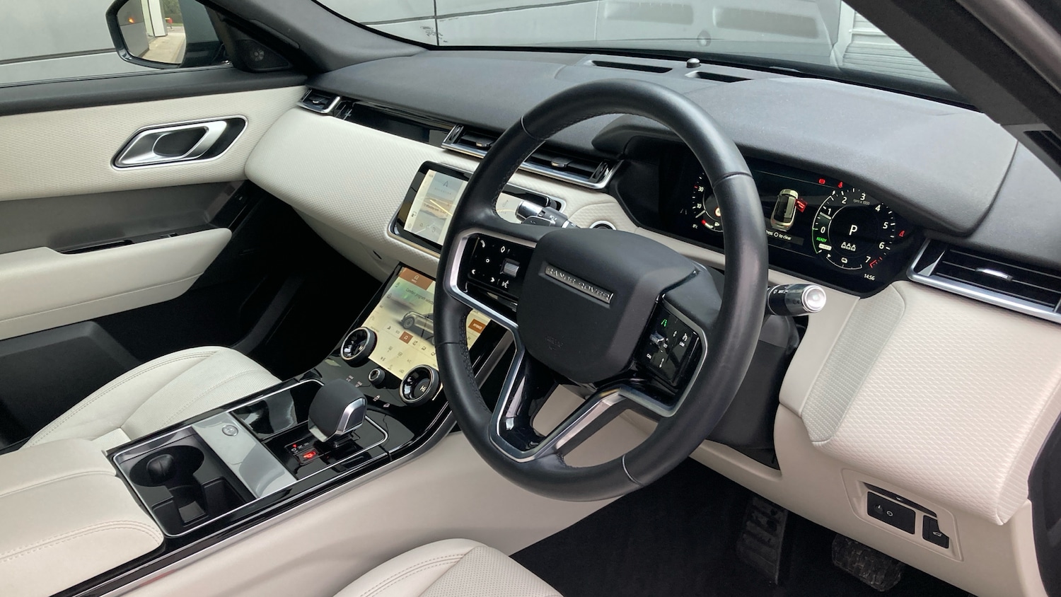 Used Land Rover Range Rover Velar 2022 for sale - 77570561: Photo 25