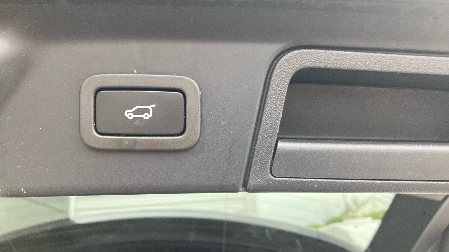 Used Land Rover Range Rover Velar 2022 for sale - 77570561: Photo 40