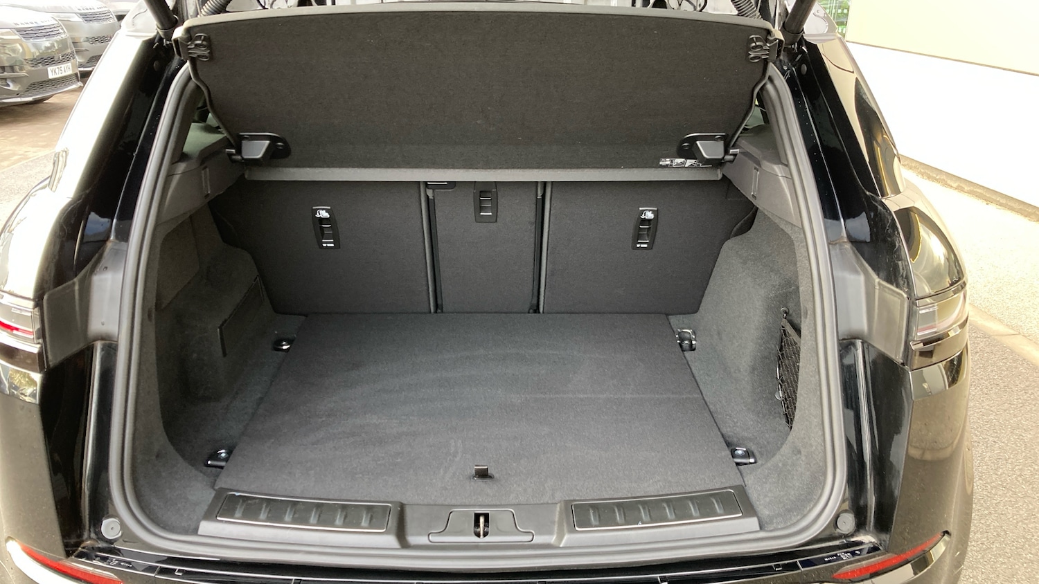 Used Land Rover Range Rover Evoque 2025 for sale - 77061319: Photo 10