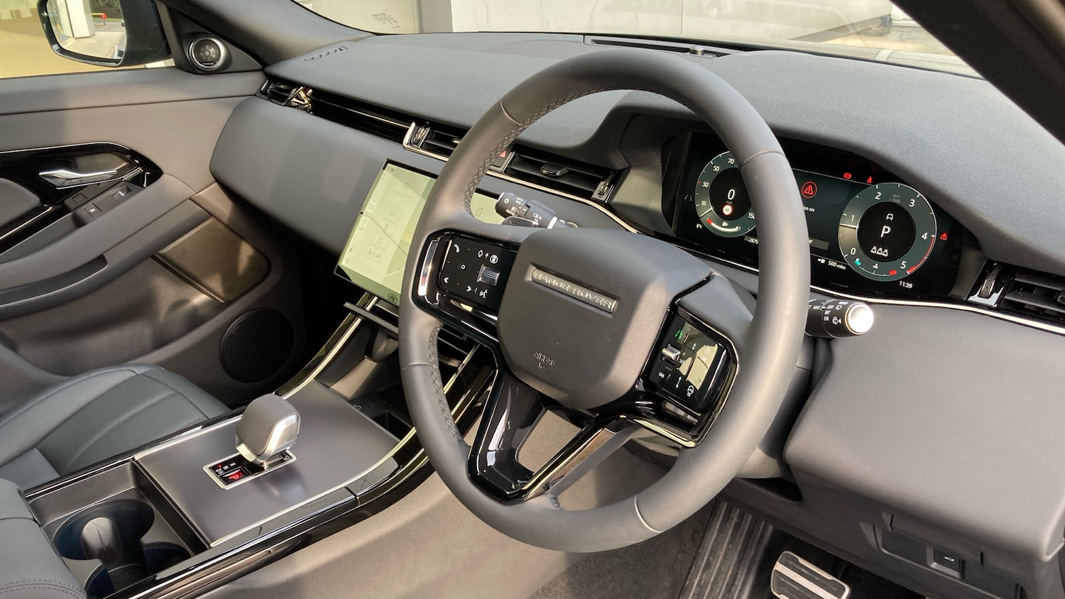 Used Land Rover Range Rover Evoque 2025 for sale - 77061319: Photo 23