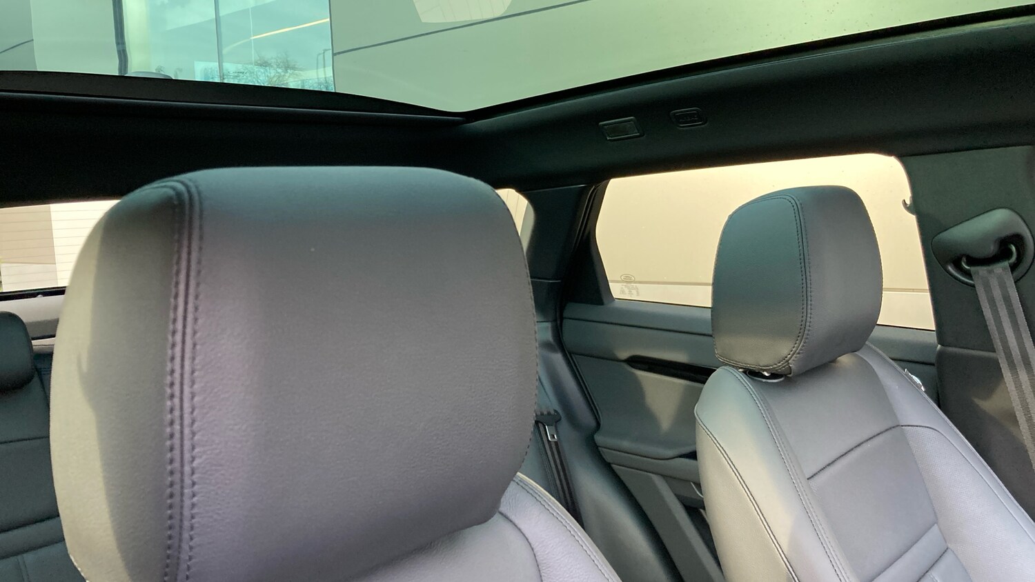 Used Land Rover Range Rover Evoque 2025 for sale - 77061319: Photo 37