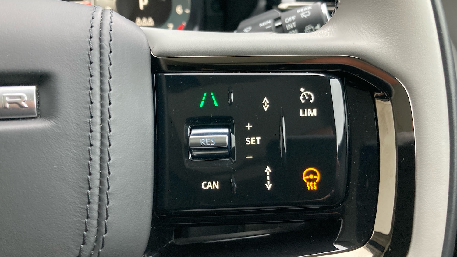 Used Land Rover Range Rover Velar 2025 for sale - 76736408: Photo 23