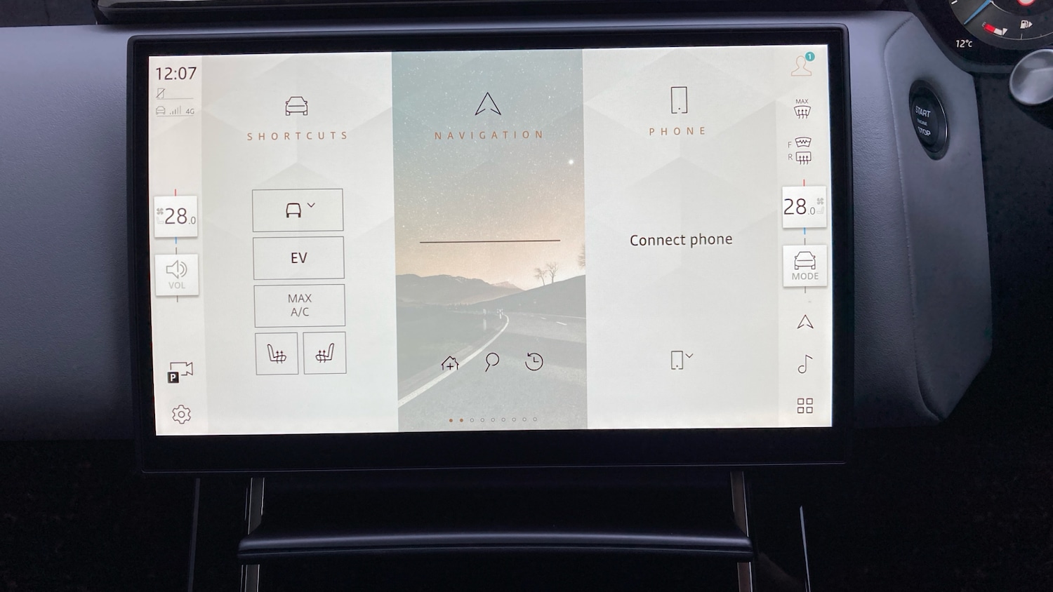 Used Land Rover Range Rover Velar 2025 for sale - 76736408: Photo 24