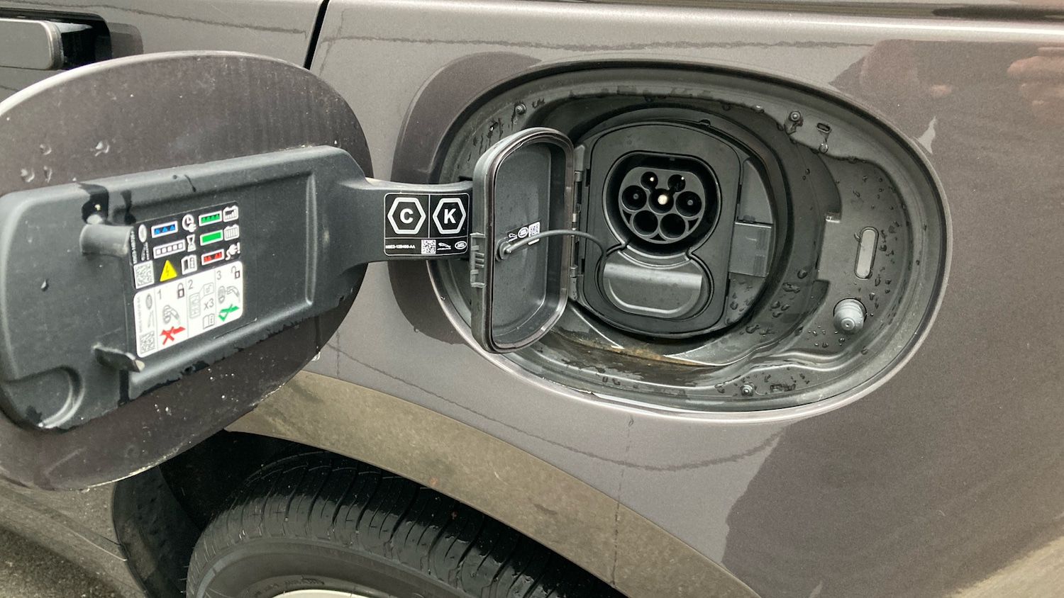 Used Land Rover Range Rover Velar 2025 for sale - 76736408: Photo 44