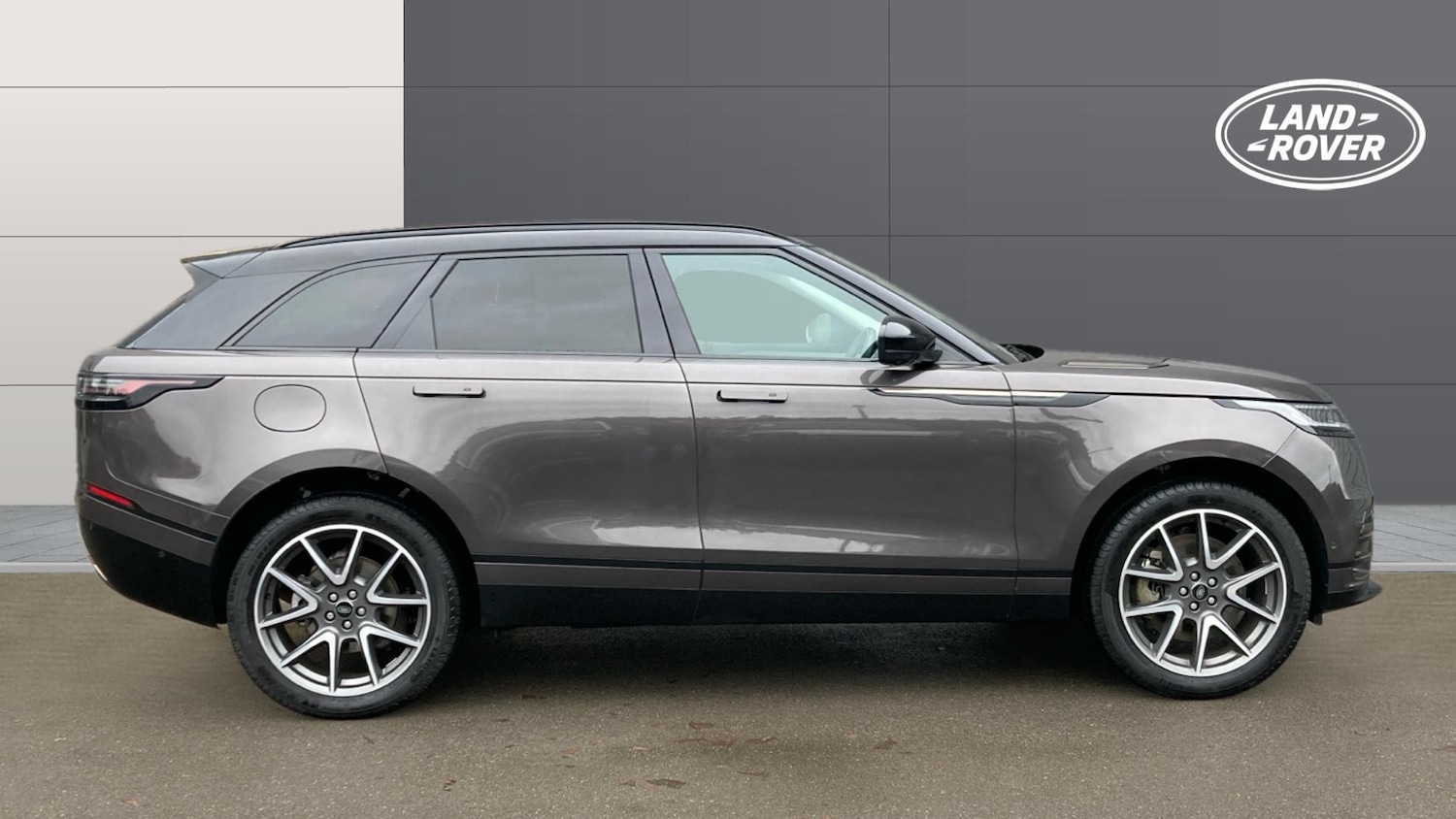 Used Land Rover Range Rover Velar 2025 for sale - 76736408: Photo 5