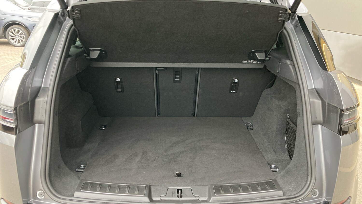 Used Land Rover Range Rover Evoque 2025 for sale - 76555659: Photo 10