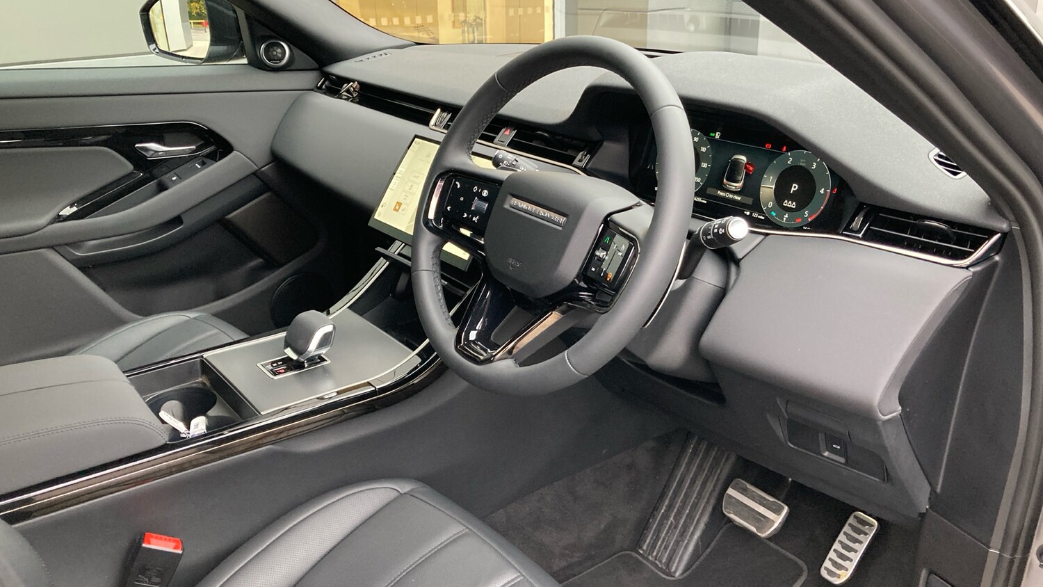 Used Land Rover Range Rover Evoque 2025 for sale - 76555659: Photo 20