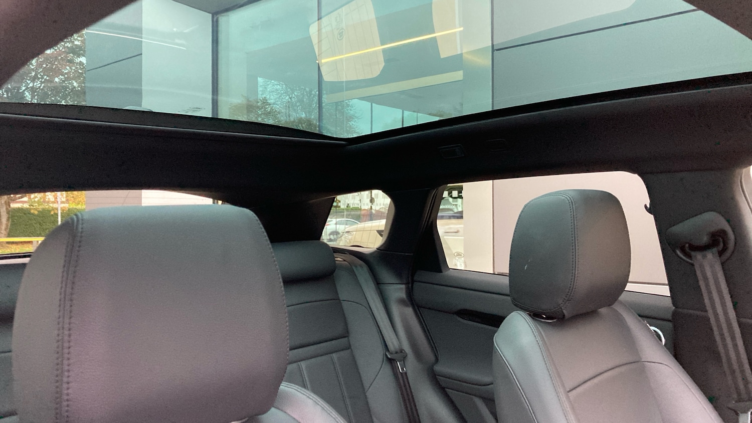 Used Land Rover Range Rover Evoque 2025 for sale - 76555659: Photo 22