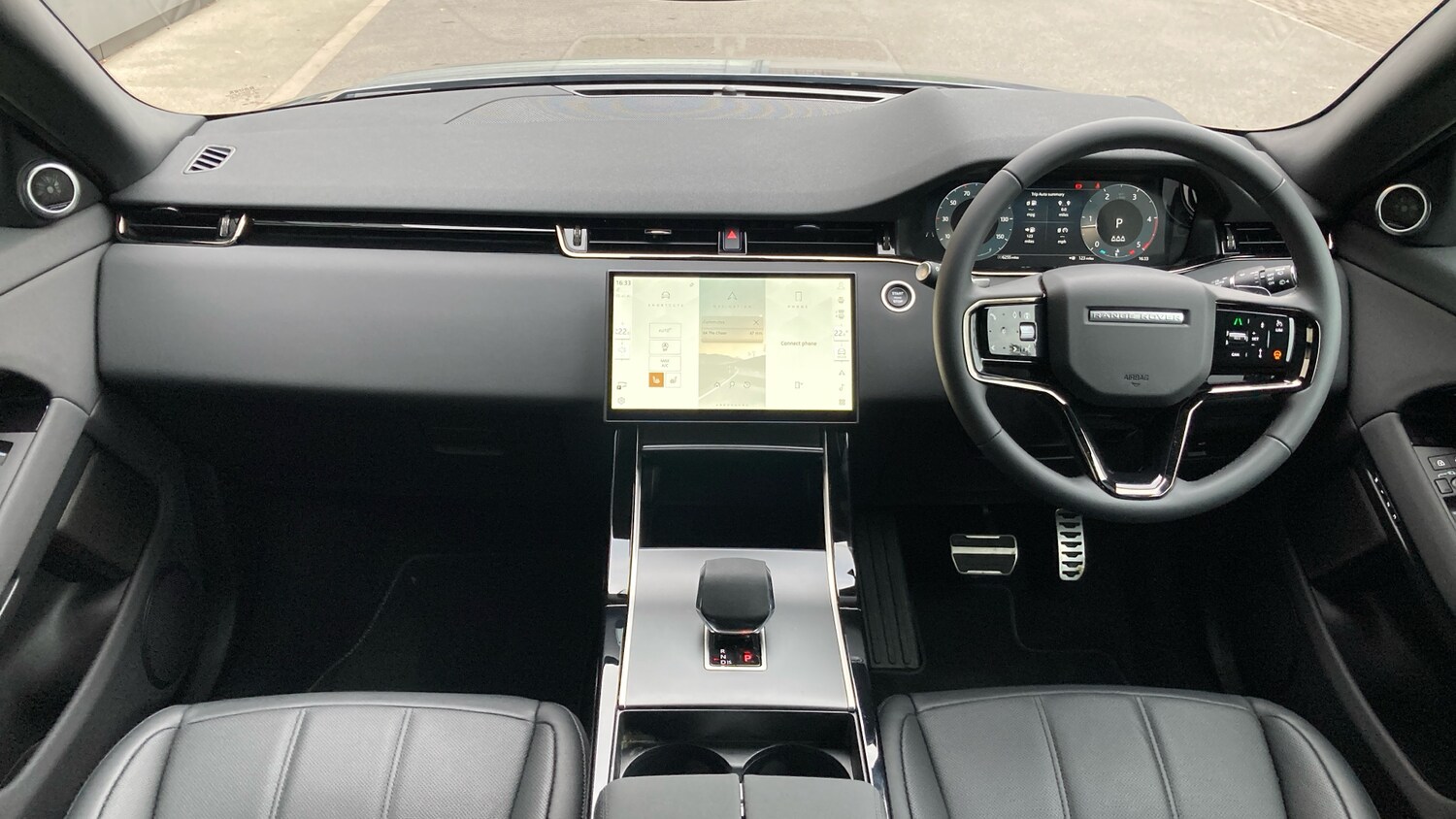 Used Land Rover Range Rover Evoque 2025 for sale - 76555659: Photo 9