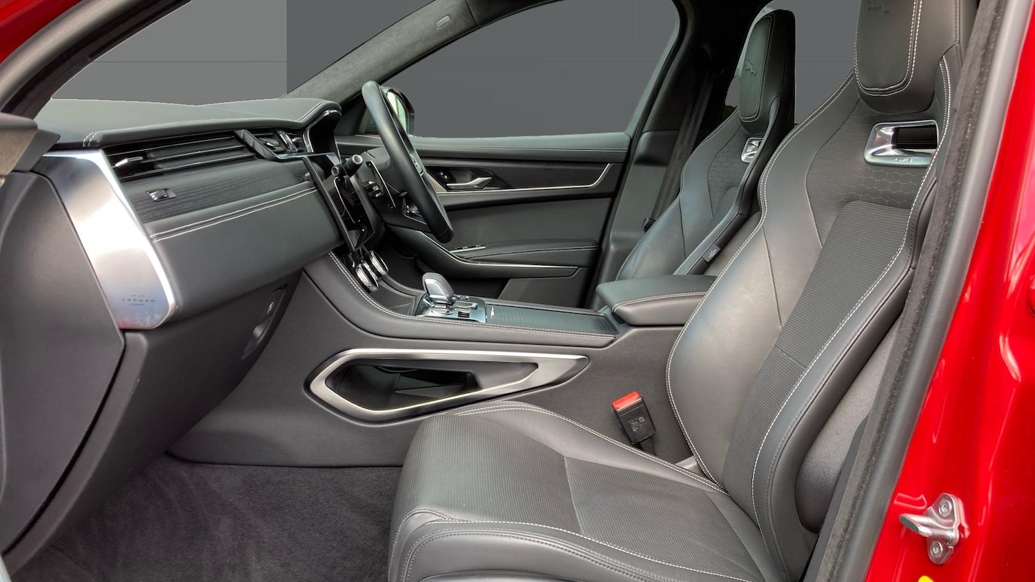 Used Jaguar F-Pace 2023 for sale - 77113290: Photo 3