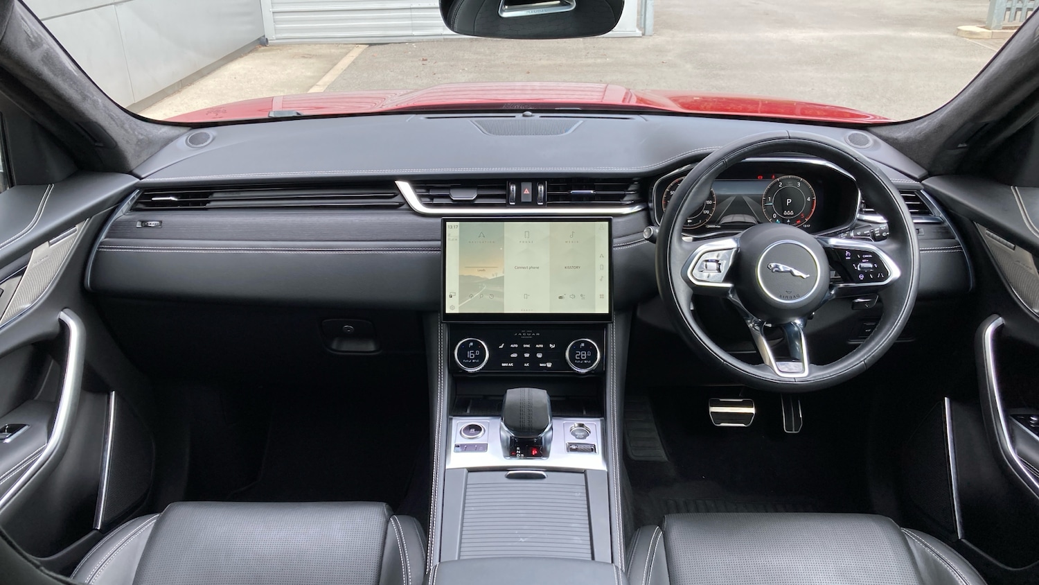 Used Jaguar F-Pace 2023 for sale - 77113290: Photo 9