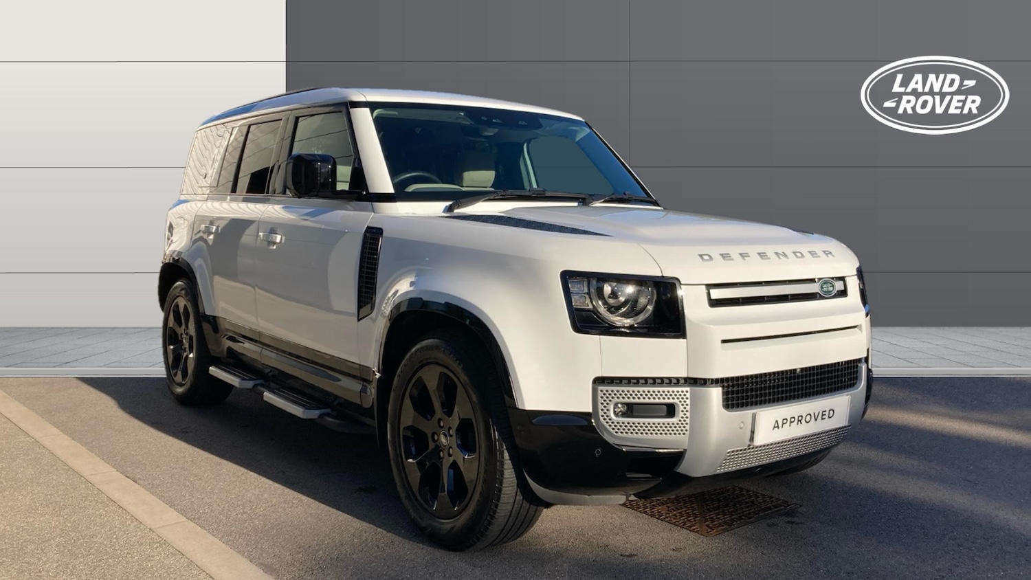 Used Land Rover Defender 2022 for sale - 76117335: Photo 1