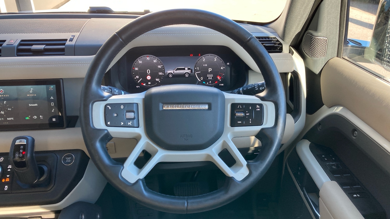 Used Land Rover Defender 2022 for sale - 76117335: Photo 15