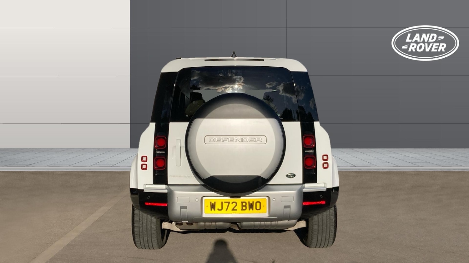 Used Land Rover Defender 2022 for sale - 76117335: Photo 6