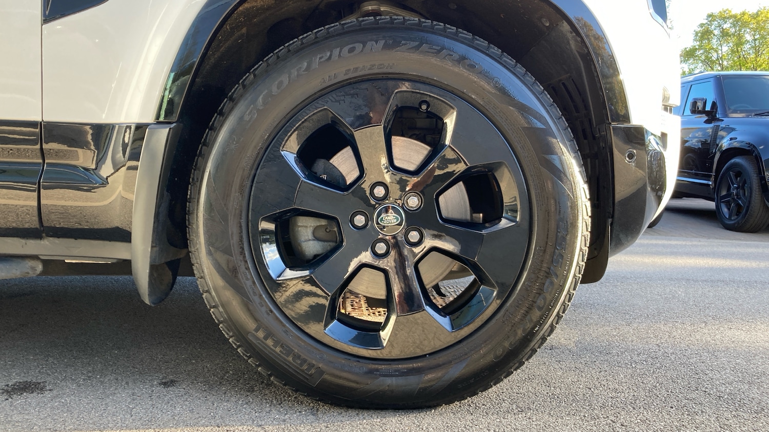 Used Land Rover Defender 2022 for sale - 76117335: Photo 8