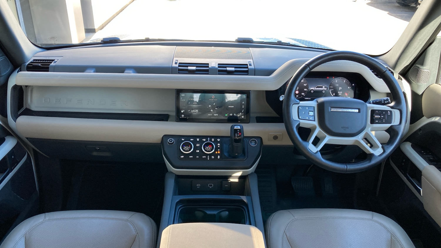 Used Land Rover Defender 2022 for sale - 76117335: Photo 9