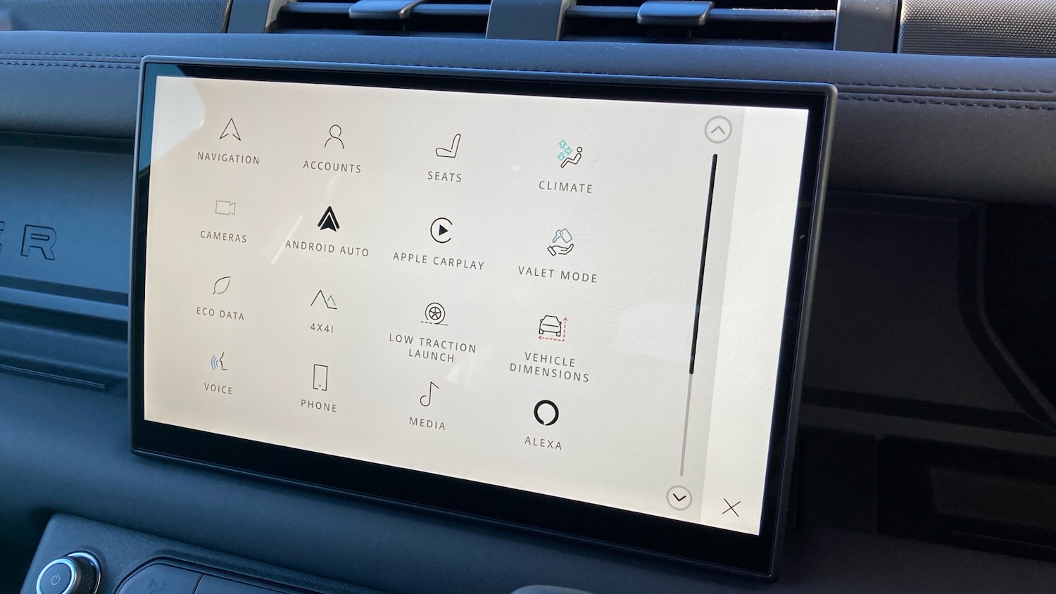 Used Land Rover Defender 2025 for sale - 77147874: Photo 25