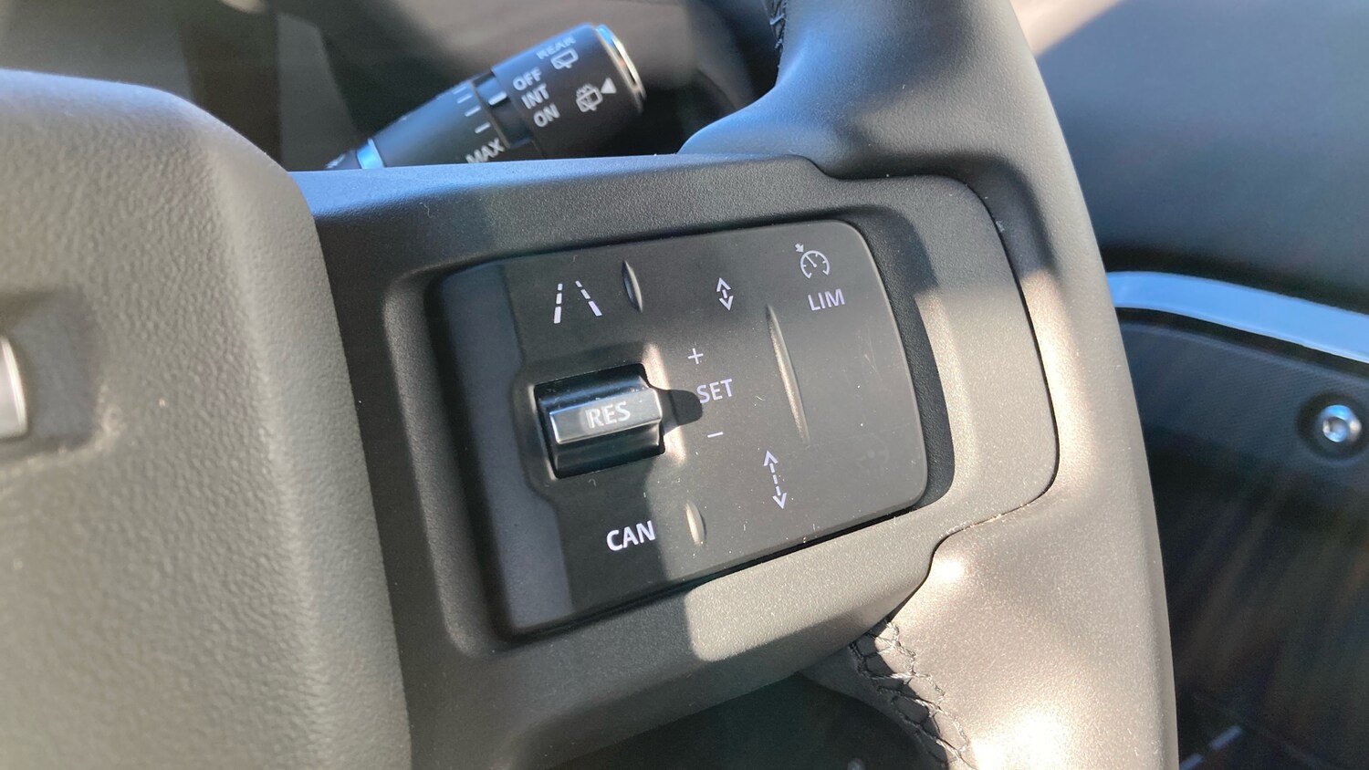 Used Land Rover Defender 2025 for sale - 77147874: Photo 33