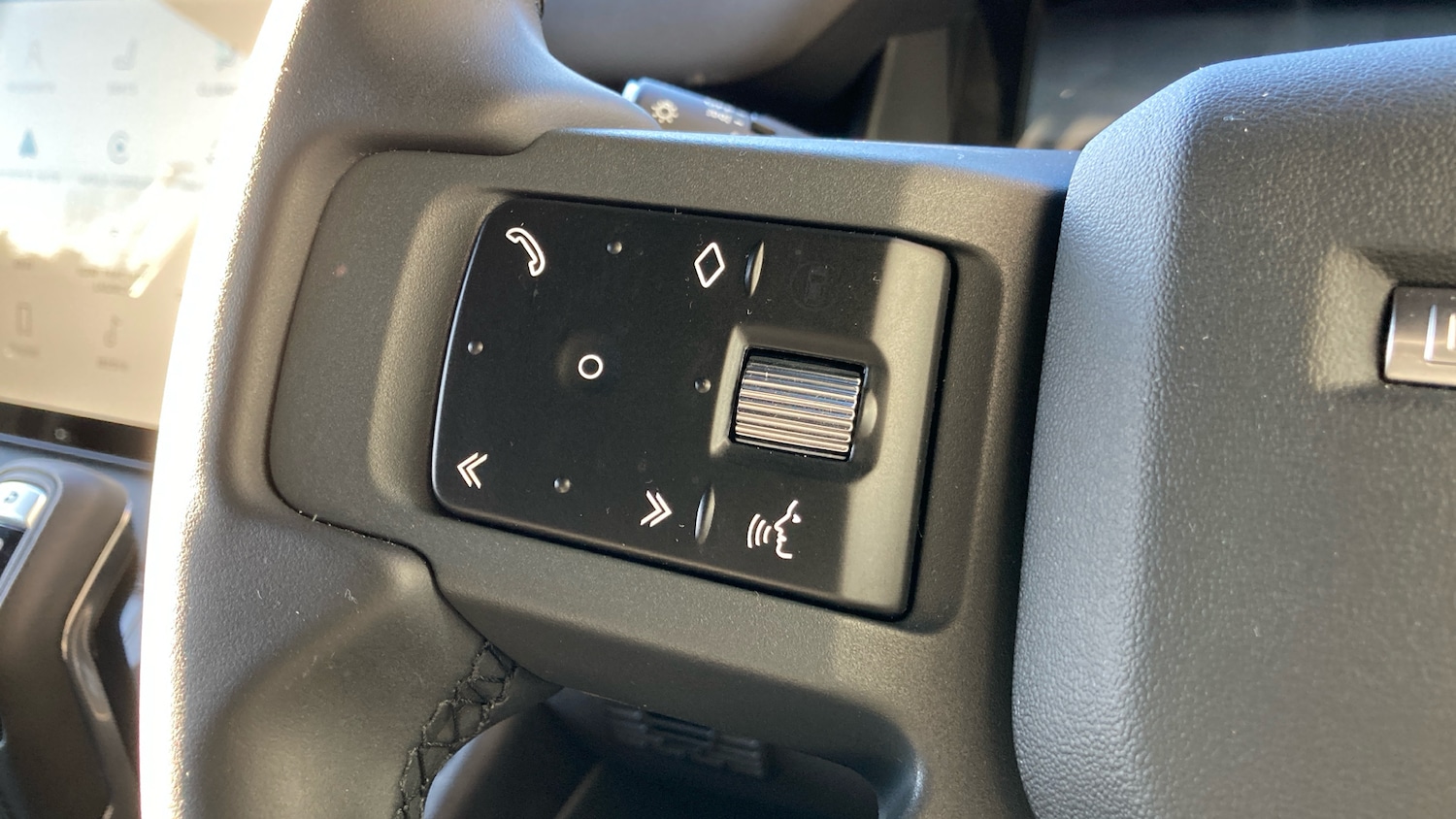 Used Land Rover Defender 2025 for sale - 77147874: Photo 34