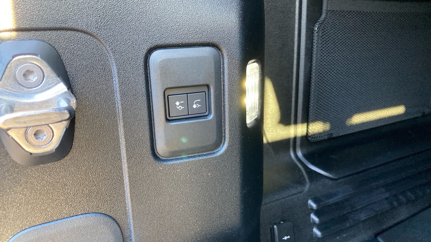 Used Land Rover Defender 2025 for sale - 77147874: Photo 46