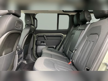 Used Land Rover Defender 2020 for sale - 75641534: Photo