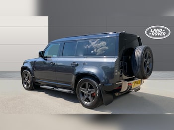 Used Land Rover Defender 2022 for sale - 78980074: Photo