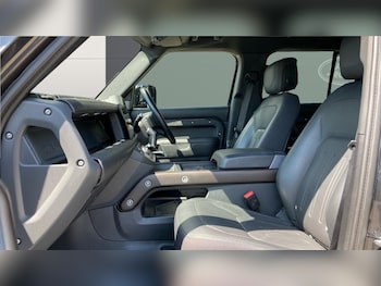 Used Land Rover Defender 2022 for sale - 78980074: Photo