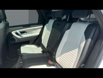 Used Land Rover Discovery Sport 2021 for sale - 74900428: Photo