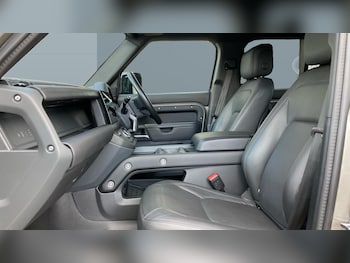 Used Land Rover Defender 2025 for sale - 79356905: Photo