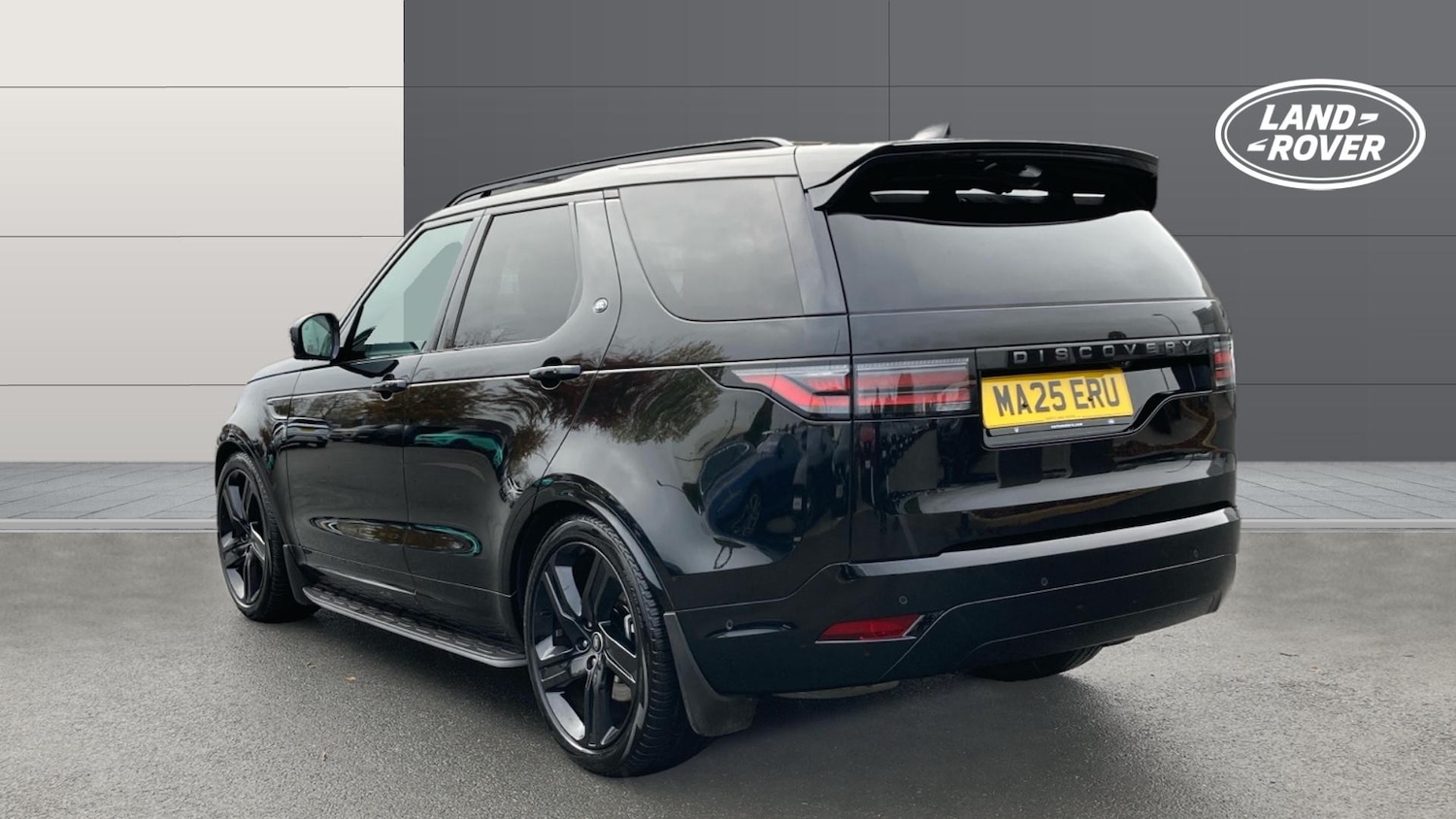 Used Land Rover Discovery 2025 for sale - 77264272: Photo 2