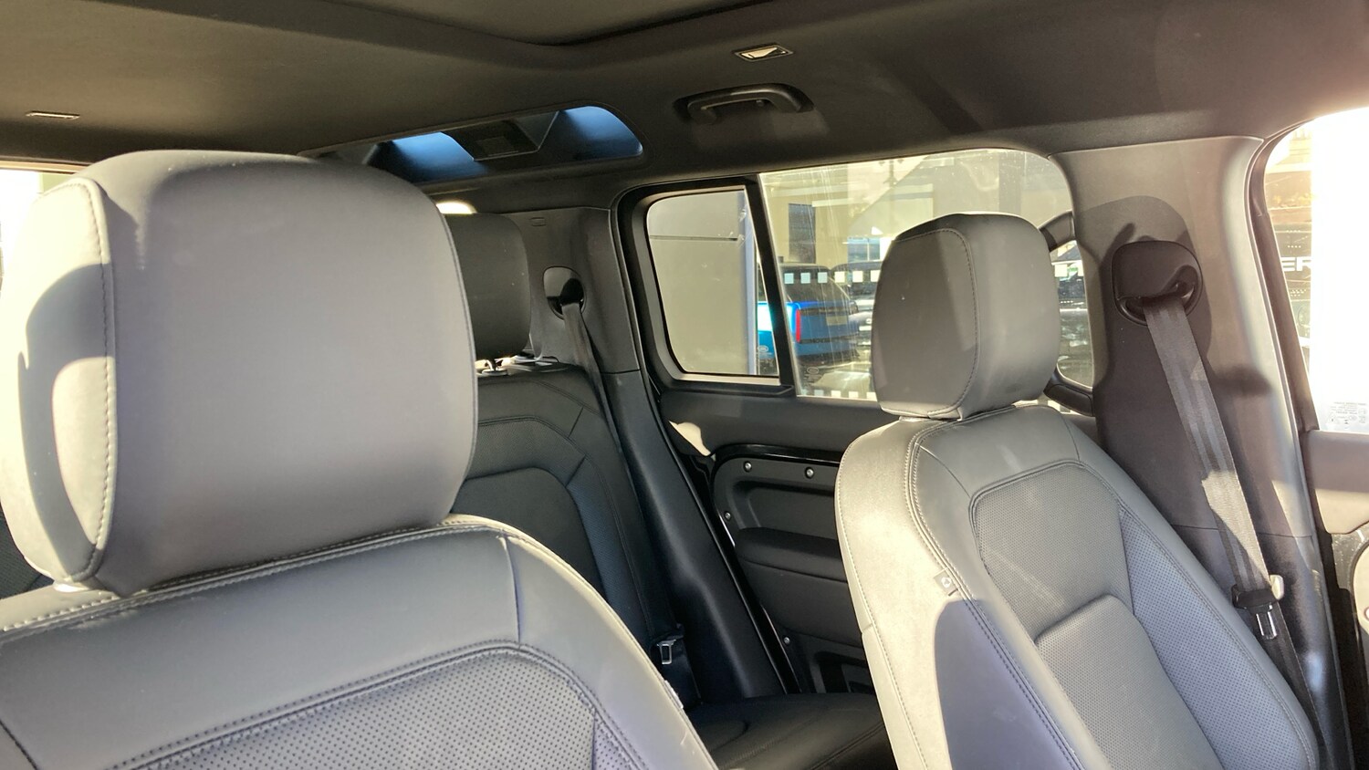 Used Land Rover Defender 2024 for sale - 76567712: Photo 26