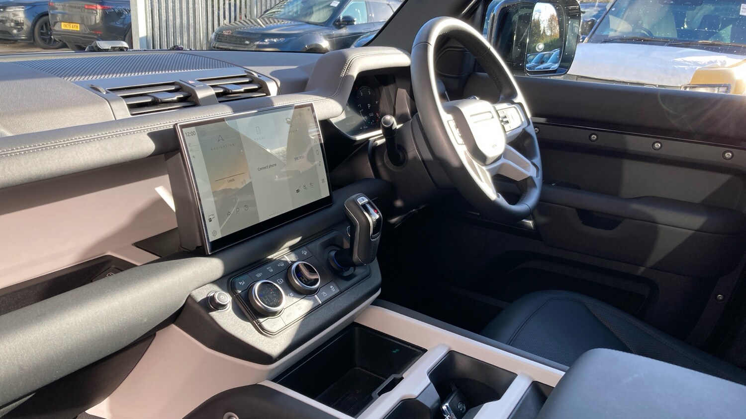 Used Land Rover Defender 2024 for sale - 76567712: Photo 56