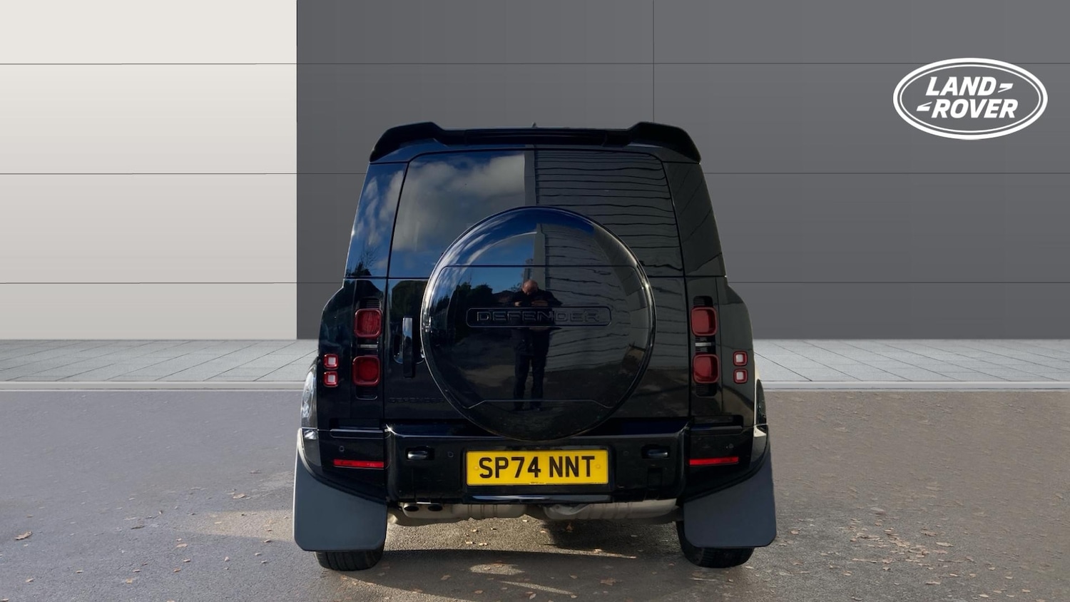 Used Land Rover Defender 2024 for sale - 76567712: Photo 6