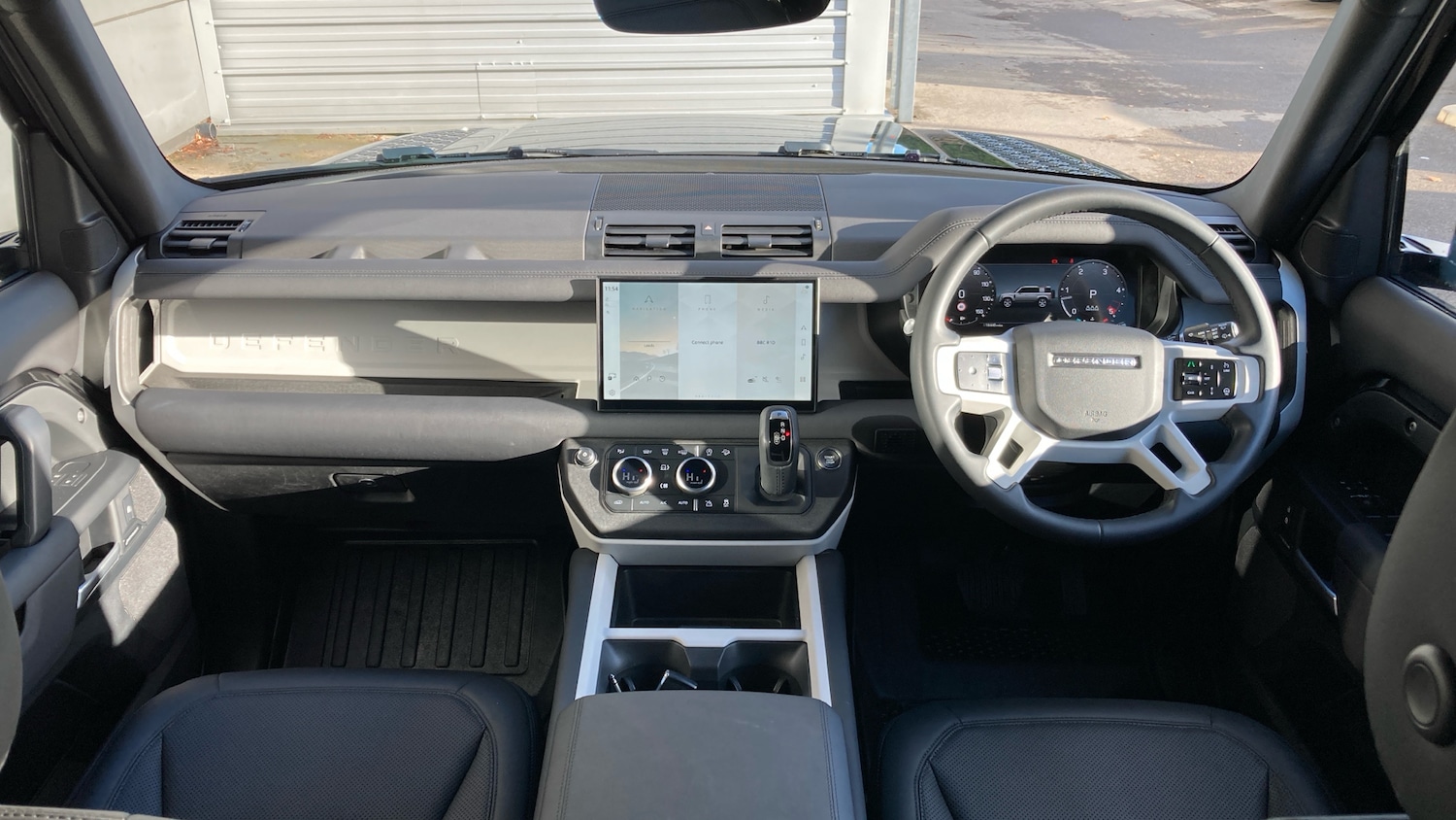 Used Land Rover Defender 2024 for sale - 76567712: Photo 9