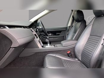 Used Land Rover Discovery Sport 2020 for sale - 79070725: Photo