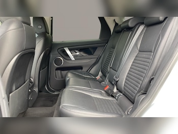 Used Land Rover Discovery Sport 2020 for sale - 79070725: Photo