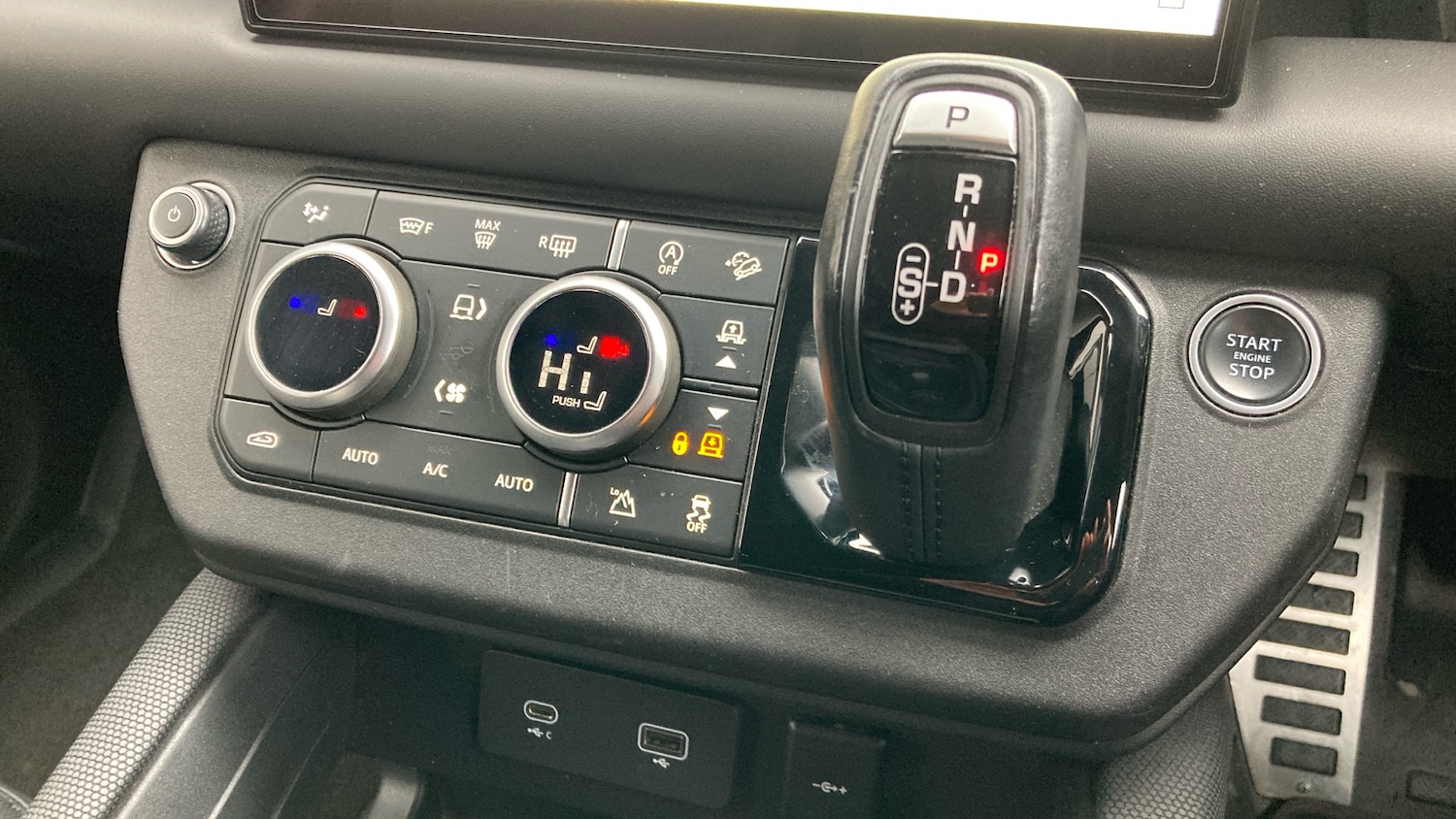 Used Land Rover Defender 2021 for sale - 77845201: Photo 36