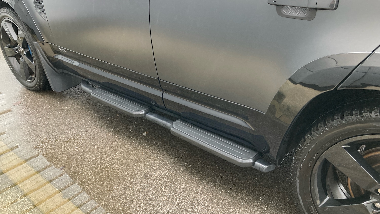 Used Land Rover Defender 2021 for sale - 77845201: Photo 50