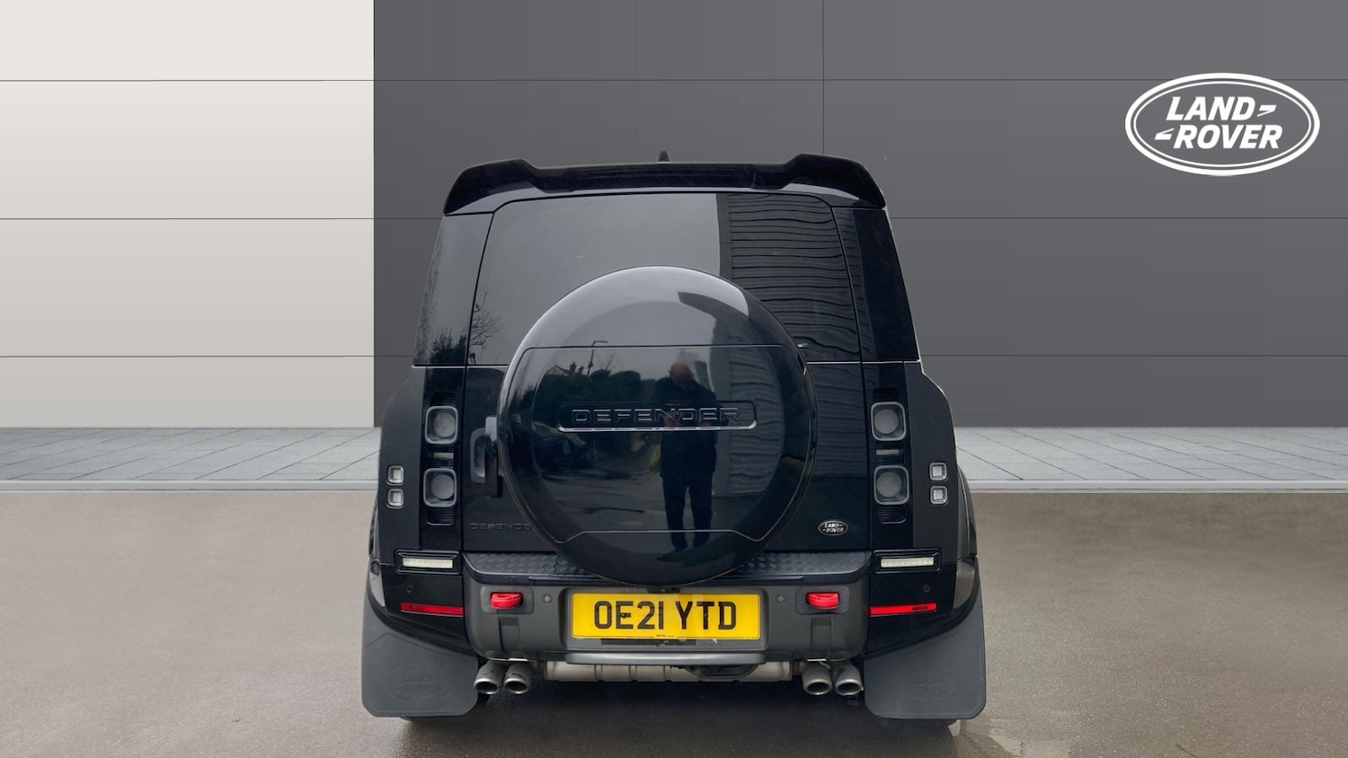 Used Land Rover Defender 2021 for sale - 77845201: Photo 6