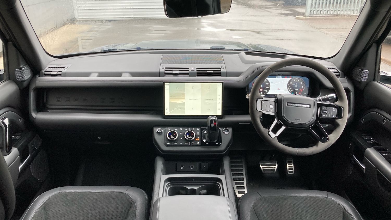 Used Land Rover Defender 2021 for sale - 77845201: Photo 9