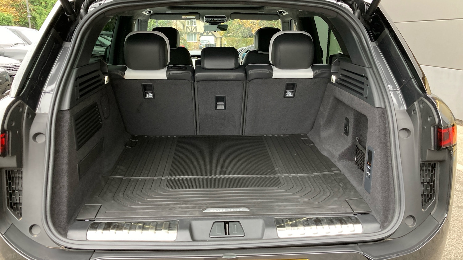 Used Land Rover Range Rover Sport 2025 for sale - 77704248: Photo 10