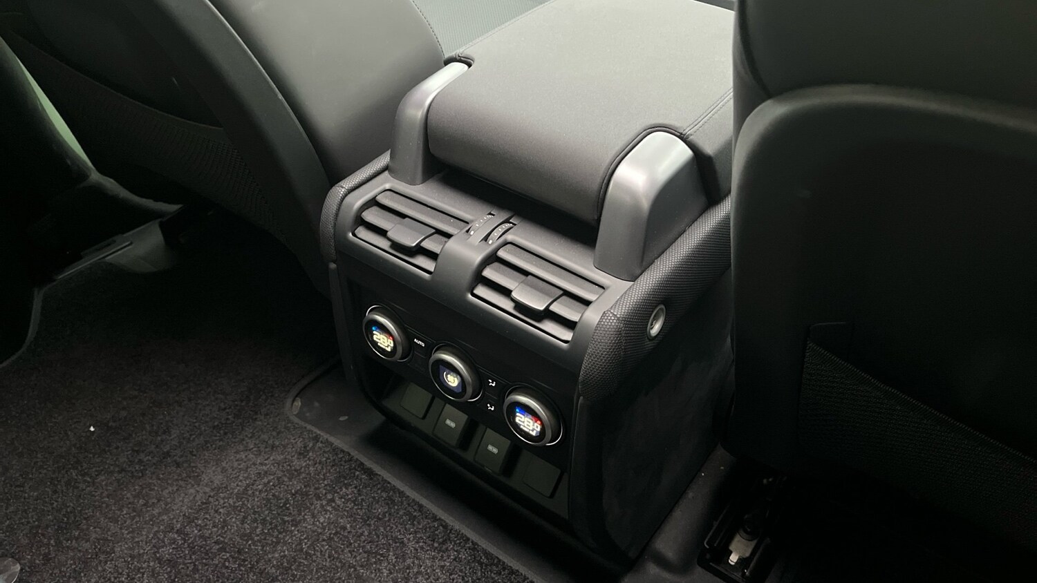 Vehicle 33