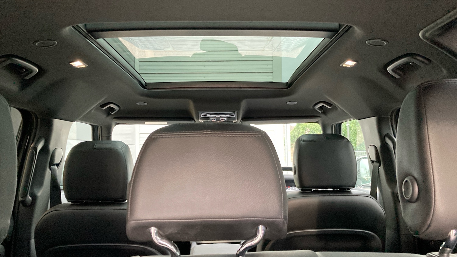 Used Land Rover Defender 2023 for sale - 77996912: Photo 46