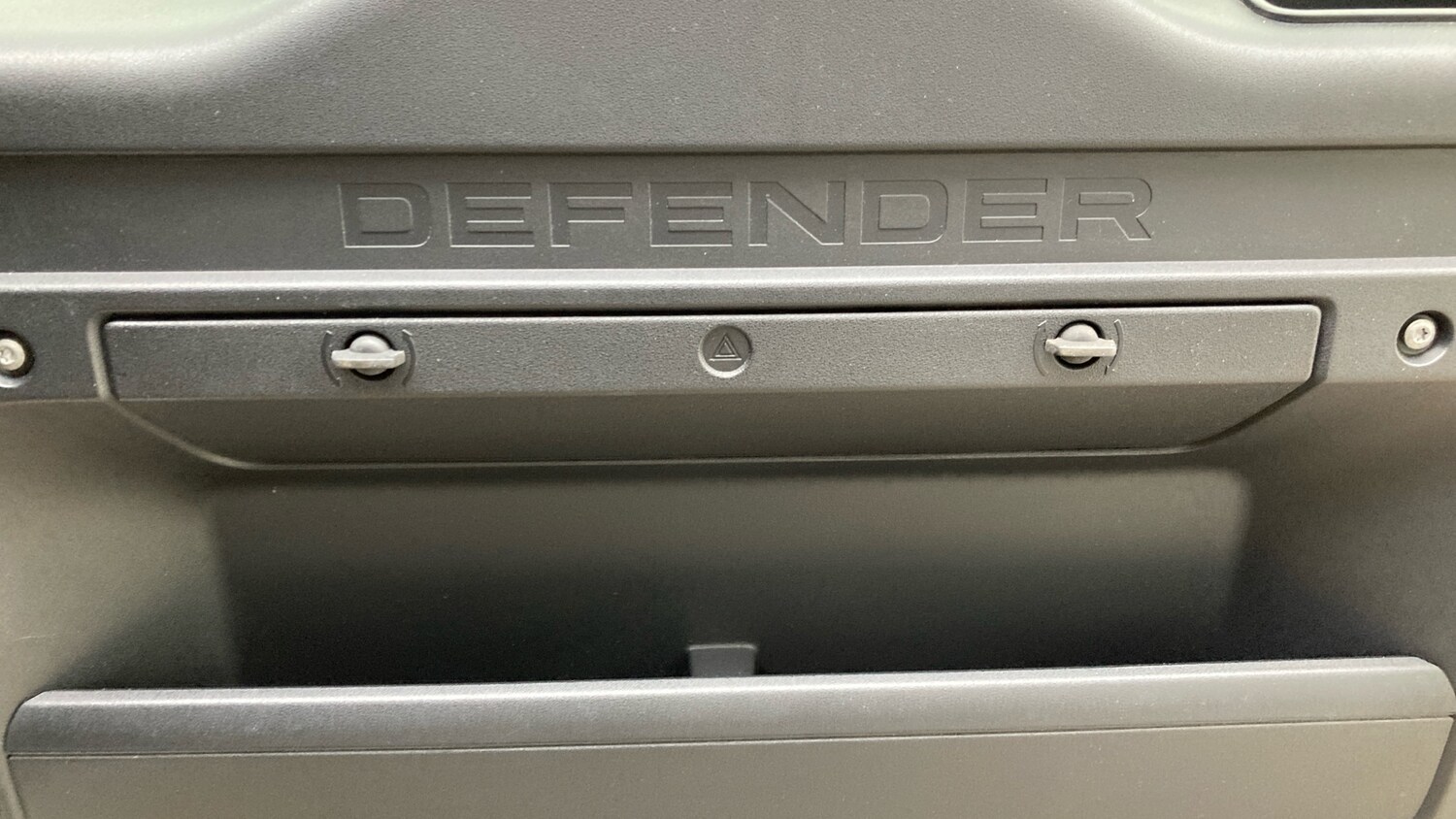 Used Land Rover Defender 2023 for sale - 77996912: Photo 48