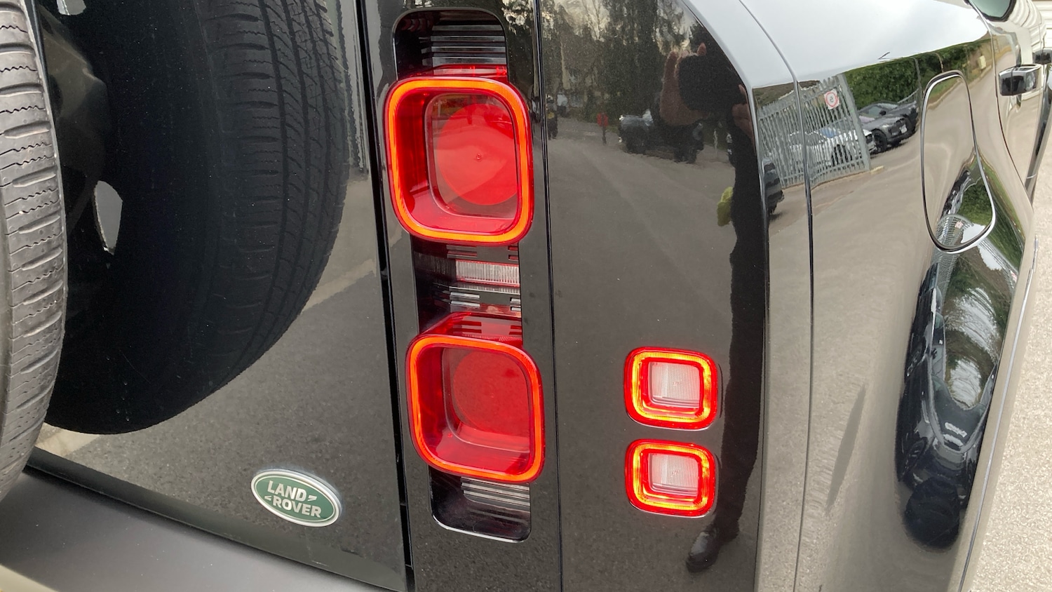 Used Land Rover Defender 2023 for sale - 77996912: Photo 49