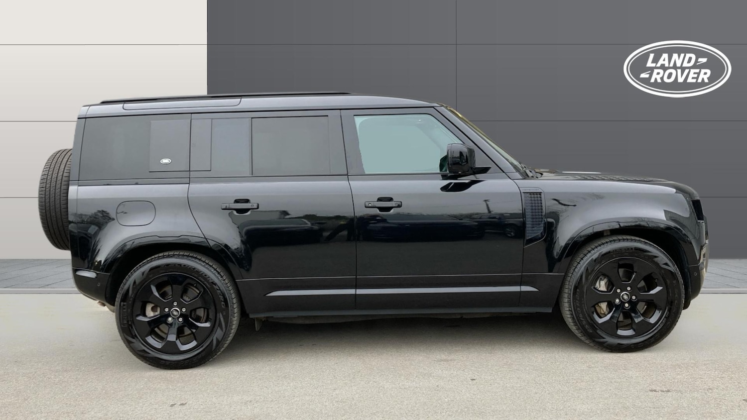 Used Land Rover Defender 2023 for sale - 77996912: Photo 5