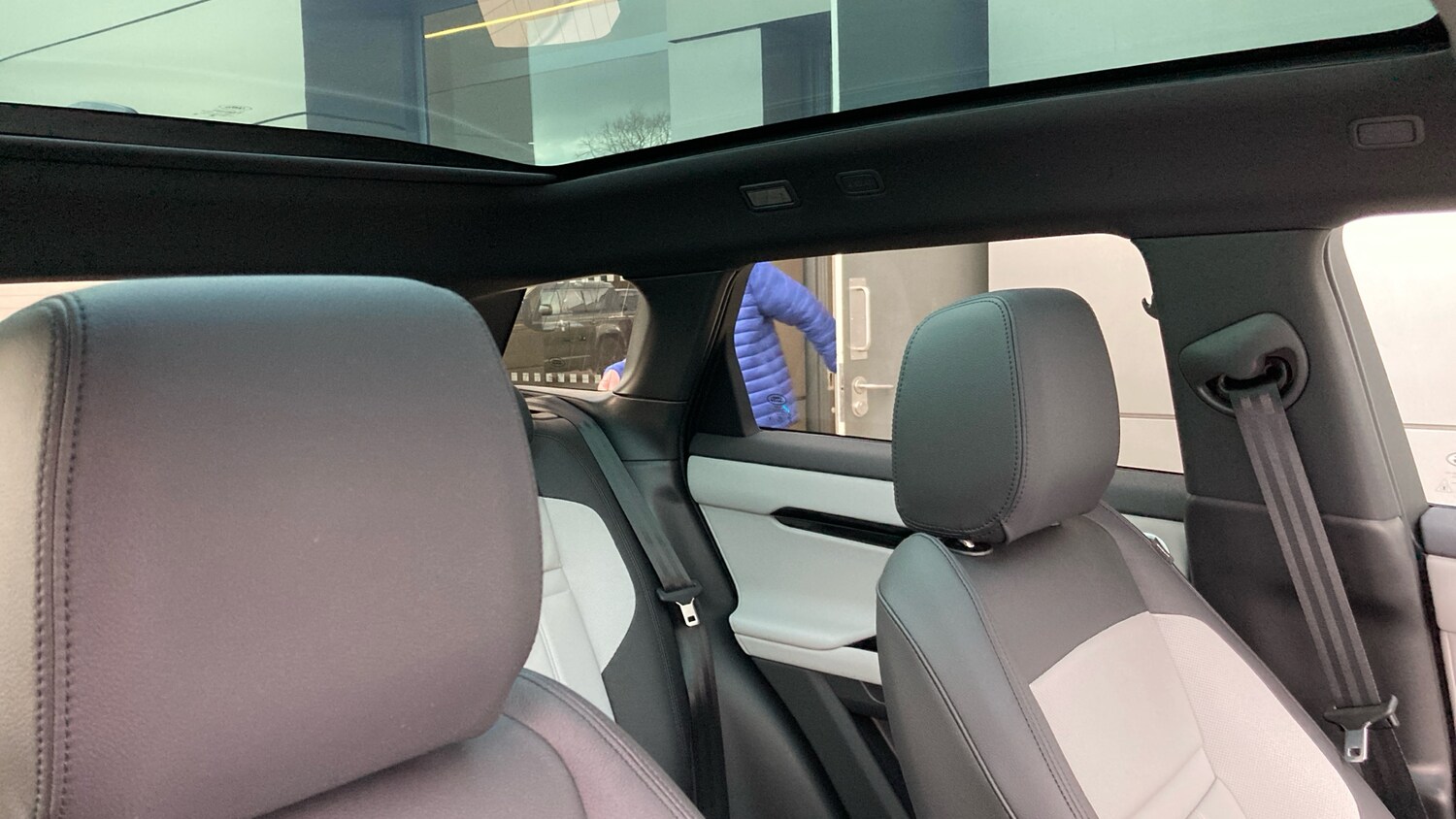 Used Land Rover Range Rover Evoque 2025 for sale - 78105412: Photo 40