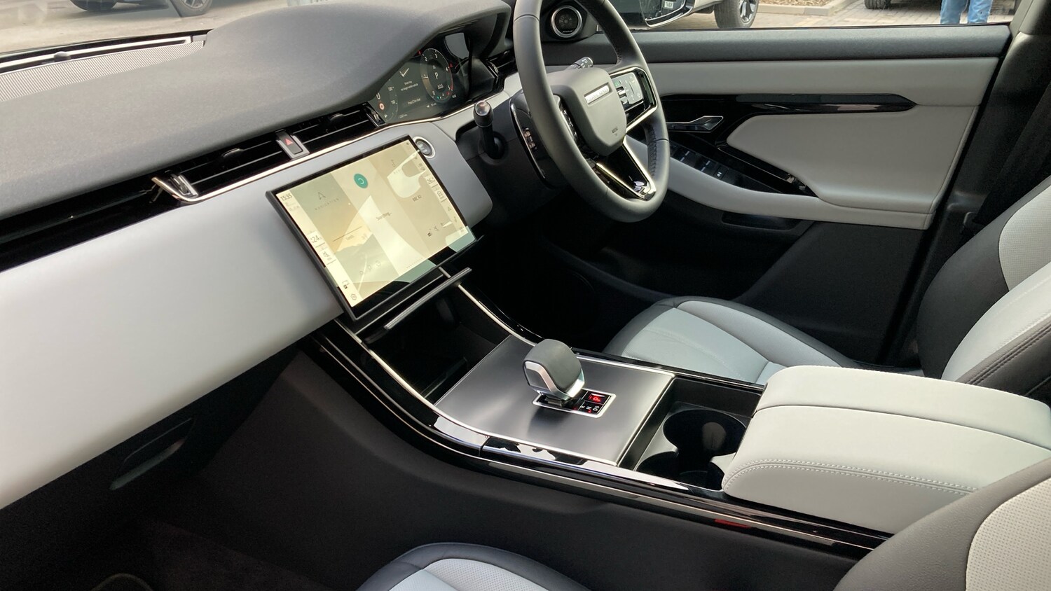 Used Land Rover Range Rover Evoque 2025 for sale - 78105412: Photo 45