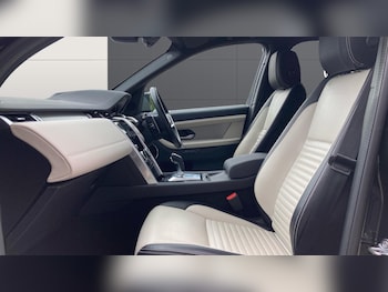 Used Land Rover Discovery Sport 2021 for sale - 75615685: Photo