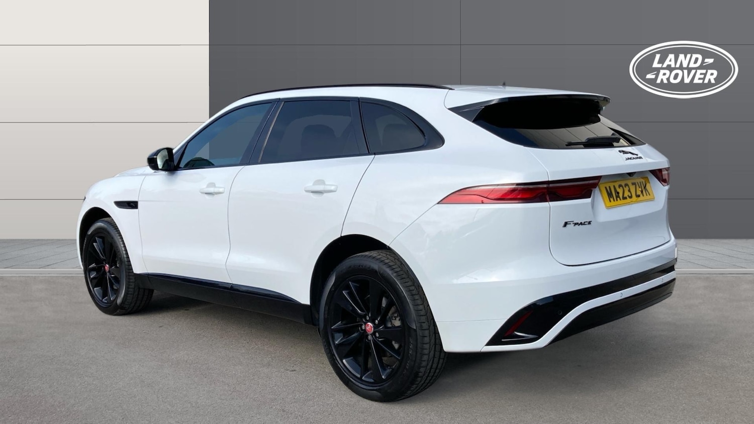 Used Jaguar F-Pace 2023 for sale - 77946974: Photo 2